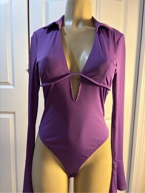 Fashion Nova Purple Ribbed Long-Sleeve Deep V Bodysuit